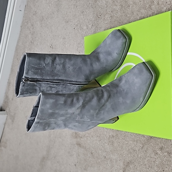 Sam Edelman Jaye River Rock Heeled Booties - Picture 2 of 11